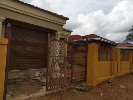 3 Bedroom House in Soshanguve Uu