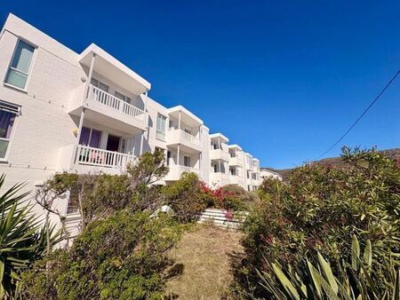 1 Bedroom bachelor to rent in Fish Hoek