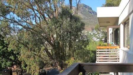 2 Bedroom apartment to rent in Beach Estate, Hout Bay