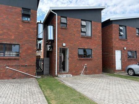 2 Bedroom Apartment in Fairview