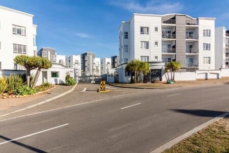2 Bedroom Apartment in Reebok