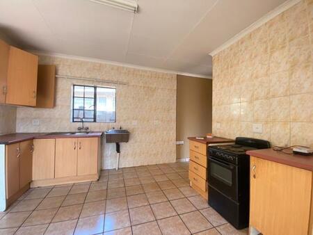 2 Bedroom House in Lydenburg