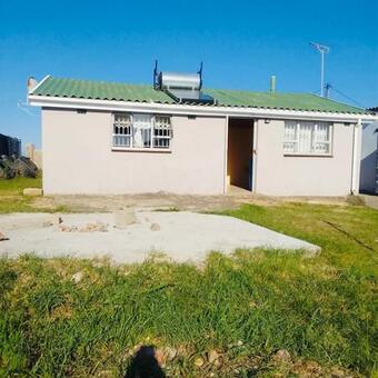 2 Bedroom House in Umlazi