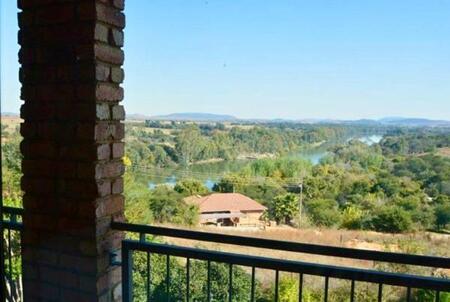3 Bedroom House in Vaaloewer