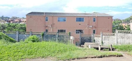 2 Bedroom apartment to rent in Whetstone, Phoenix