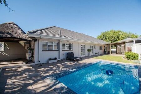 4 Bedroom house to rent in Parel Vallei, Somerset West