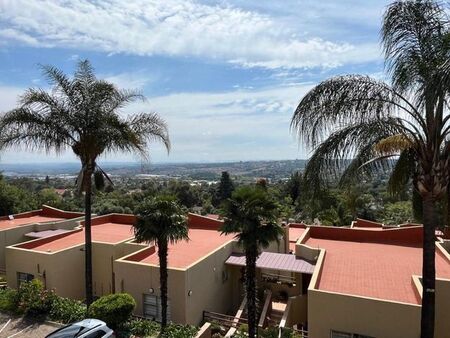2 Bedroom apartment to rent in Constantia Kloof, Roodepoort