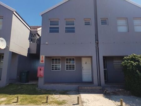 3 Bedroom Townhouse in Saldanha