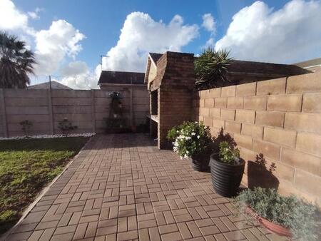 3 Bedroom House in Vredenburg