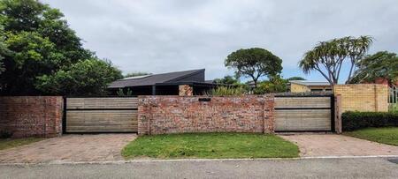 3 Bedroom House in The Island
