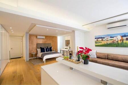 1 Bedroom Apartment in Val de Vie Estate