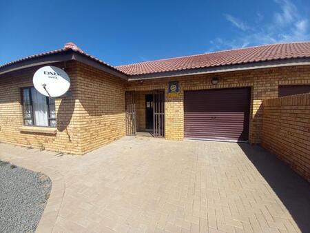 2 Bedroom House in Cassandra
