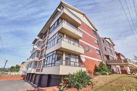 3 Bedroom Apartment in Amanzimtoti