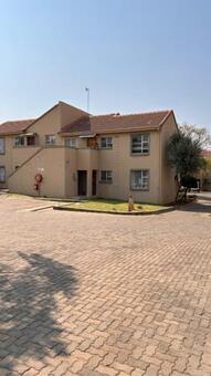 1 Bedroom Townhouse in Hazeldean