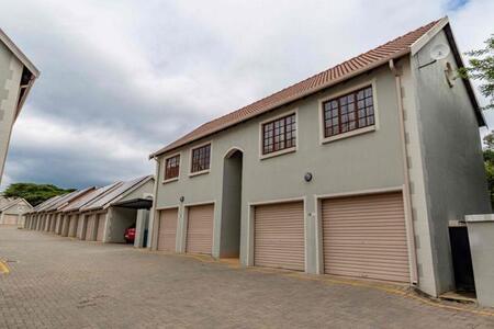1 Bedroom Apartment in Boardwalk