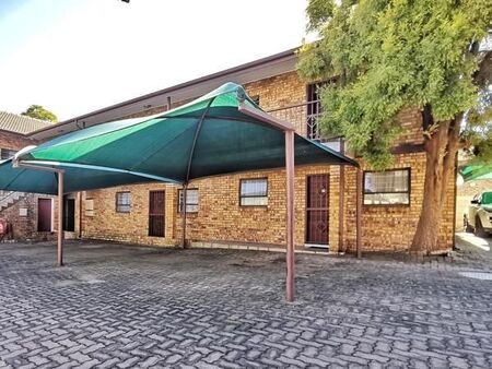 Studio Apartment in Linden