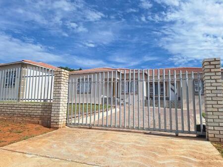2 Bedroom Apartment in Levyvale