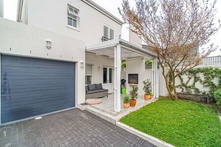 3 Bedroom house to rent in Claremont, Cape Town