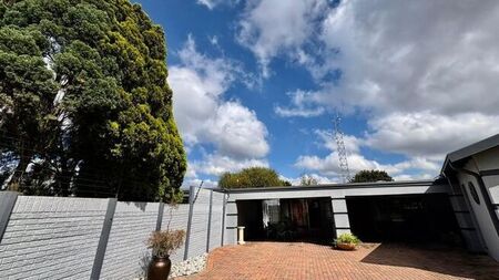 1 Bedroom flat to rent in Secunda