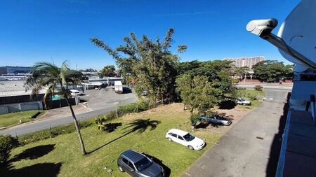 2 Bedroom apartment to rent in Pinetown Central