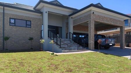 4 Bedroom house to rent in Dana Bay, Mossel Bay
