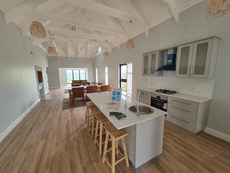 3 Bedroom House in Mount Royal Golf Estate