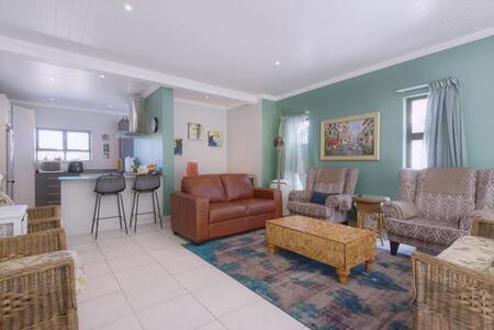 2 Bedroom House in Sedgefield Central