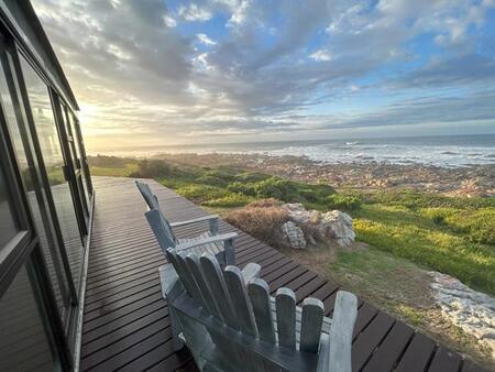 5 Bedroom House in Jongensfontein