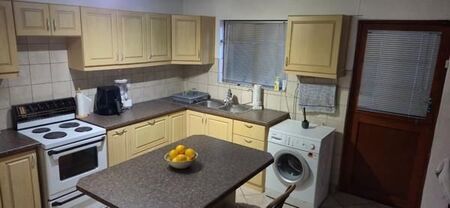 1 Bedroom Apartment in Langeberg Ridge