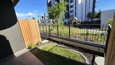 Studio Apartment in Century City