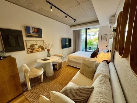 1 Bedroom Apartment in Sea Point