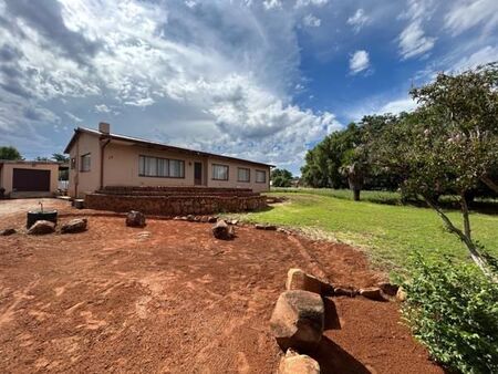 3 Bedroom House in Barkly West
