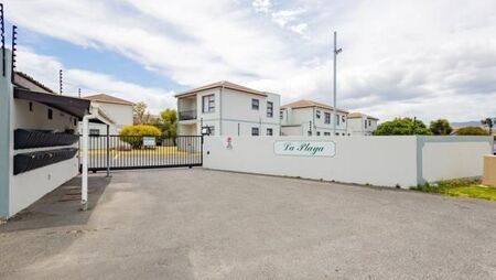 1 Bedroom Apartment in Twin Palms
