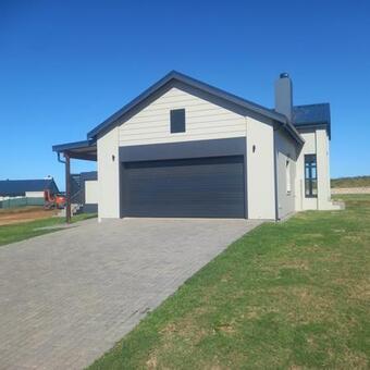3 Bedroom House in Hartenbos