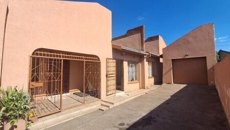 4 Bedroom House in Soshanguve Bb