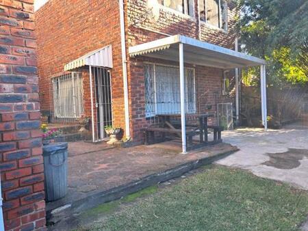 1 Bedroom House in Escombe