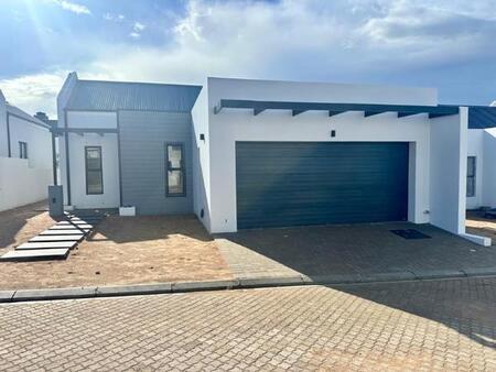 3 Bedroom House in Laguna