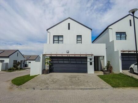 3 Bedroom House in Brackenfell Central