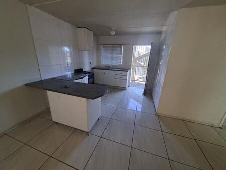 2 Bedroom Apartment in Elspark