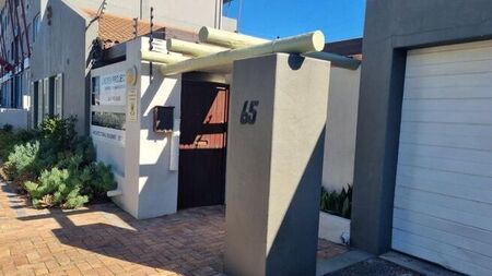 1 Bedroom house to rent in Table View, Blouberg
