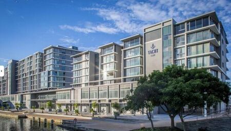 1 Bedroom bachelor apartment to rent in Foreshore, Cape Town