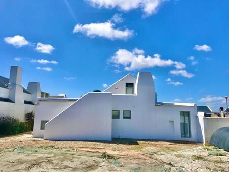 2 Bedroom House in Paternoster