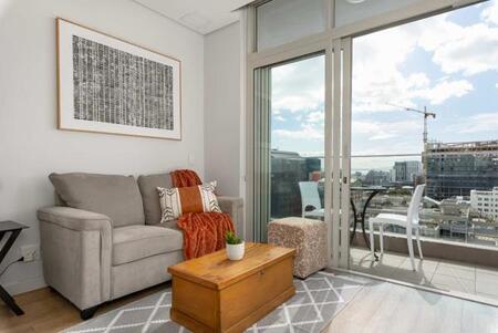 Studio Apartment in Cape Town City Centre