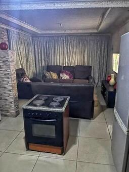3 Bedroom House in Soshanguve Xx