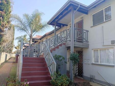 2 Bedroom Cluster in Glen Marais