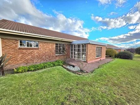 2 Bedroom Townhouse in Panorama