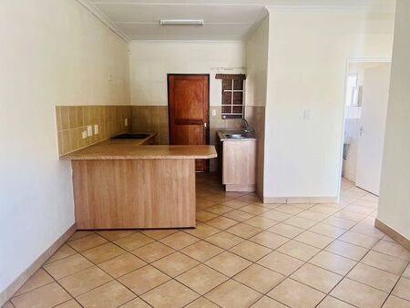 2 Bedroom townhouse - sectional to rent in Elspark, Germiston