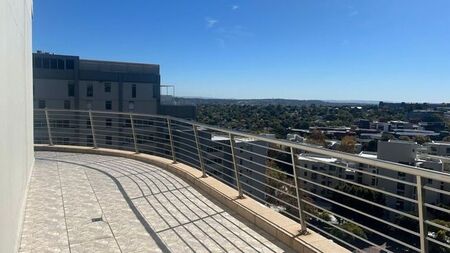 3 Bedroom apartment to rent in Sandhurst, Sandton