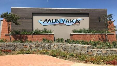 2 Bedroom penthouse to rent in Waterfall, Midrand