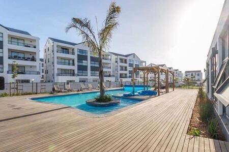 1 Bedroom Apartment in Sandown
